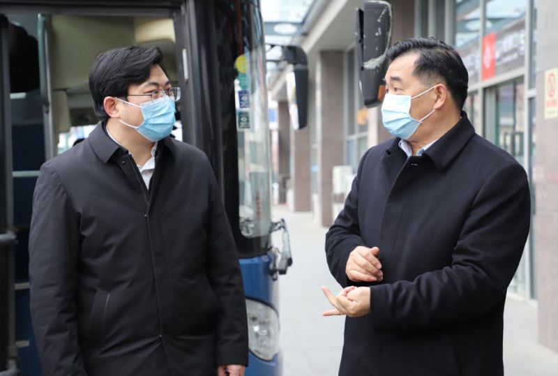 市委常委、武進(jìn)區(qū)委書記喬俊杰督查武進(jìn)汽車站春運(yùn)及疫情防控工作